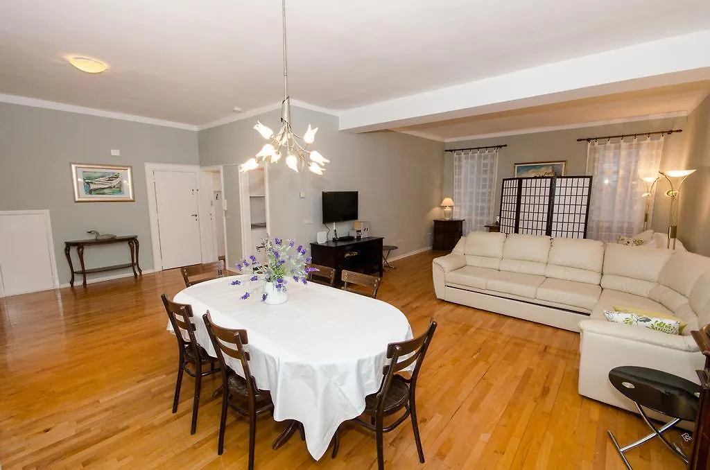 Apartment Noemi Rovinj Kroatien