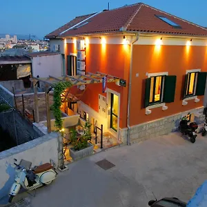 Urbi Et Orbi Apartment Split