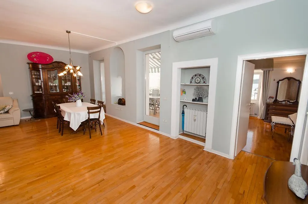 Apartment Noemi Rovinj